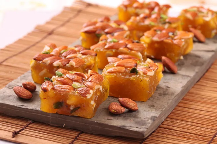 Karachi Halwa